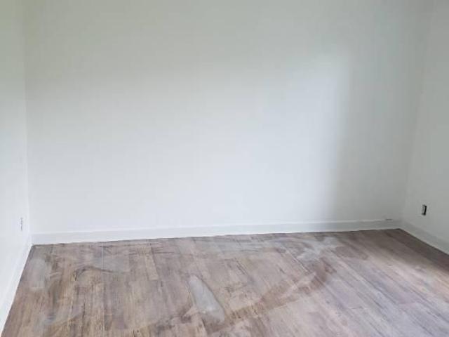 Apartment for rent in St. Leonard's, Quebec