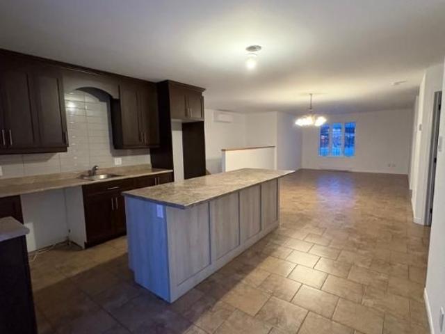 Apartment for rent in Asbestos, Quebec