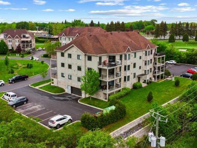 Apartment for rent in Sainte-julie, Quebec