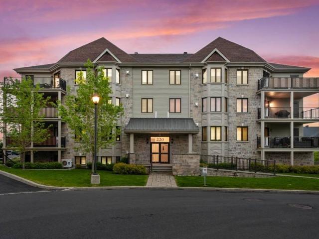 Apartment for rent in Sainte-julie, Quebec