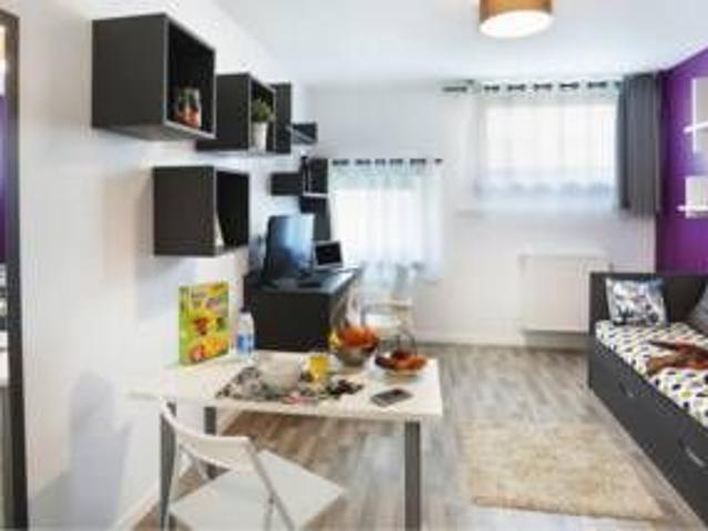 Studio location à Nanterre