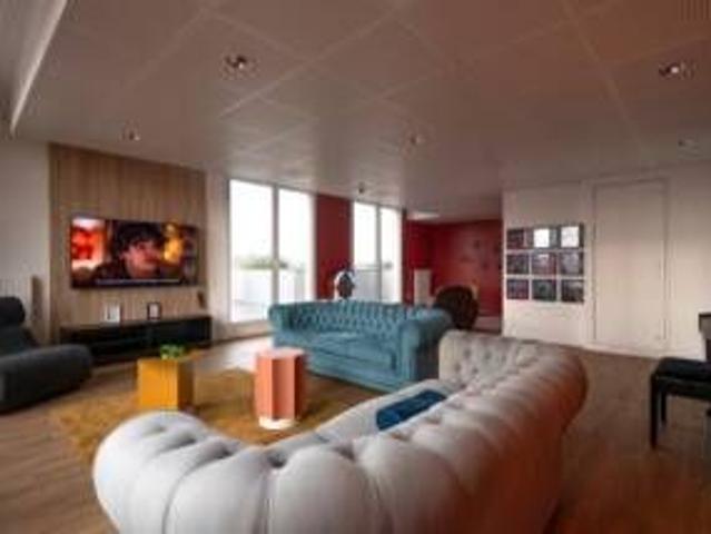 Studio location à Nanterre, Clichy