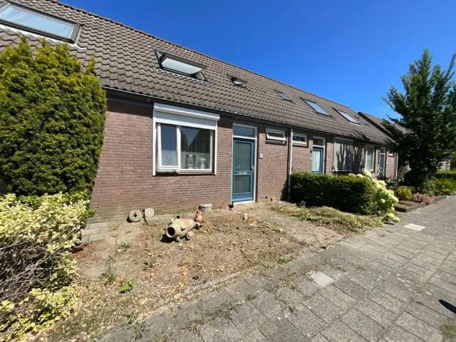 Woning te huur in Den Bommel, Zuid Holland