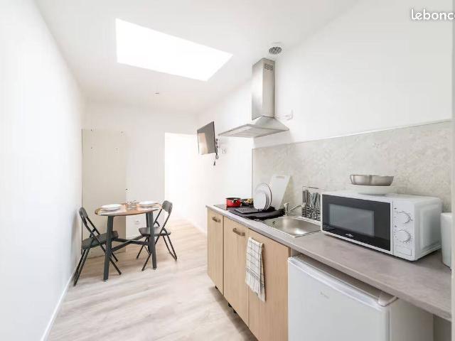 Studio location à Faubourg d'Esquerchin, Douai