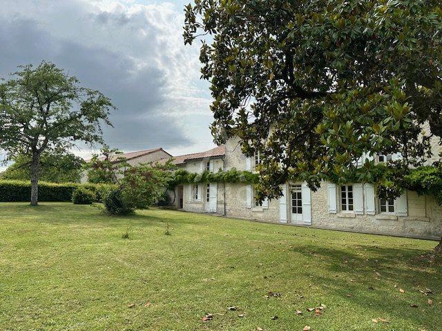 Maison vente à Angoulême, Aignes-et-puypéroux
