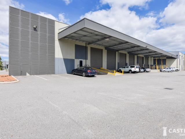 Warehouse for rent in Canning Vale, Western Australia