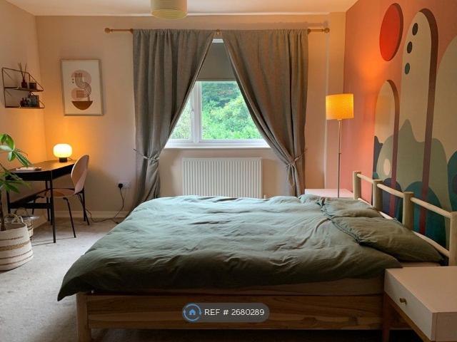 Room for rent in Elmstead, Greater London