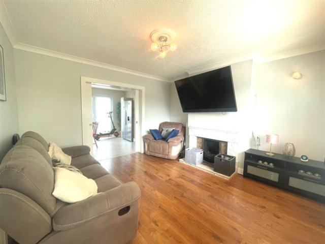 Property to rent in Bluebell, North Tipperary