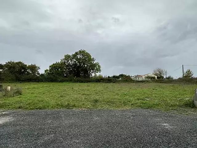 Terrain vente à Rochefort, Loire-les-marais