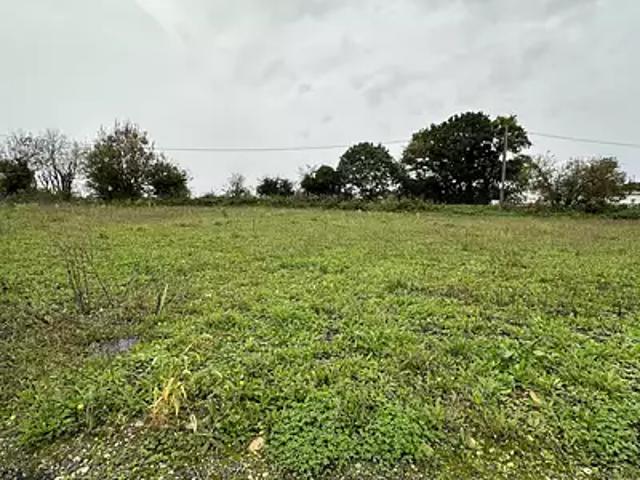 Terrain vente à Rochefort, Loire-les-marais