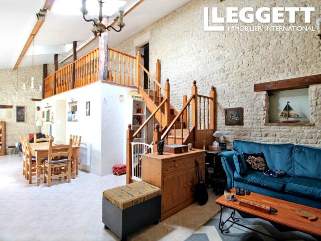 Maison vente à Saint-Jean-d'Angély, Loiré-sur-nie