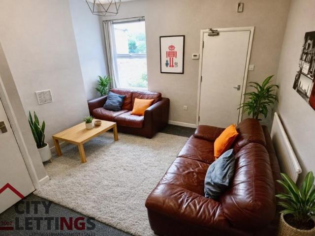 House for rent in Old Lenton, Haddon