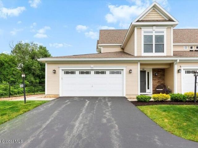 Condo for sale in Schenectady