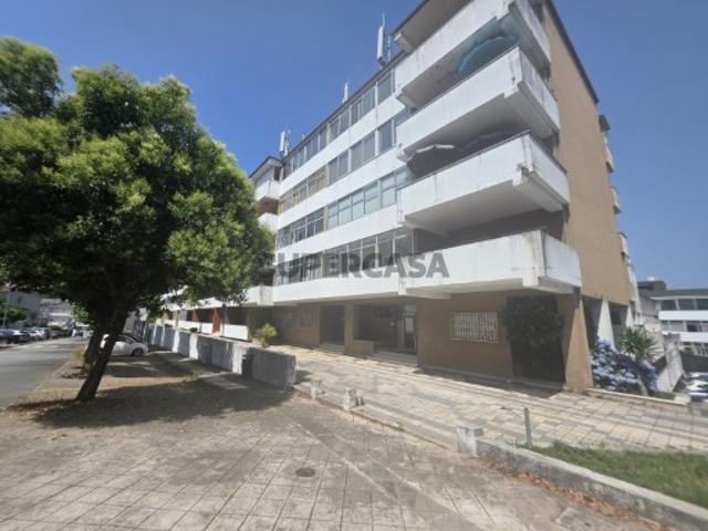 Armazém venda em Guimarães, Salgueiral