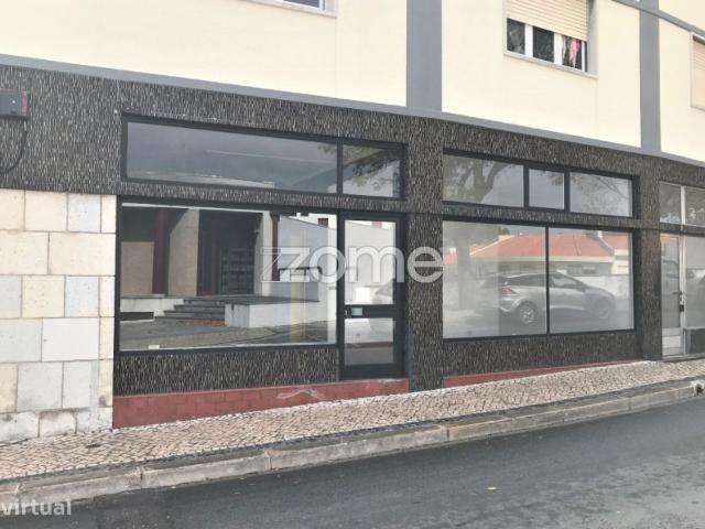 Ponto Comercial alugar em Leiria, Bairro dos Sargentos