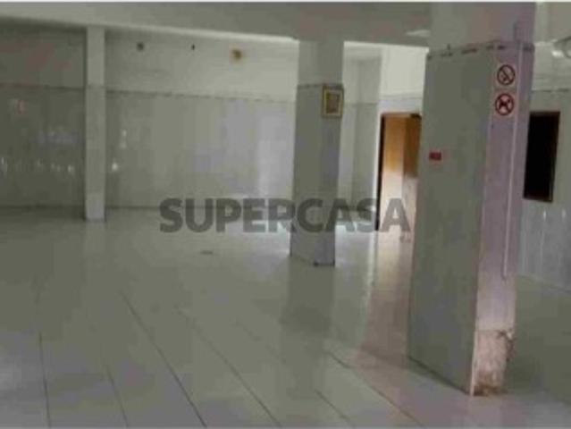 Armazém venda em Tapada das Mercês, Sintra