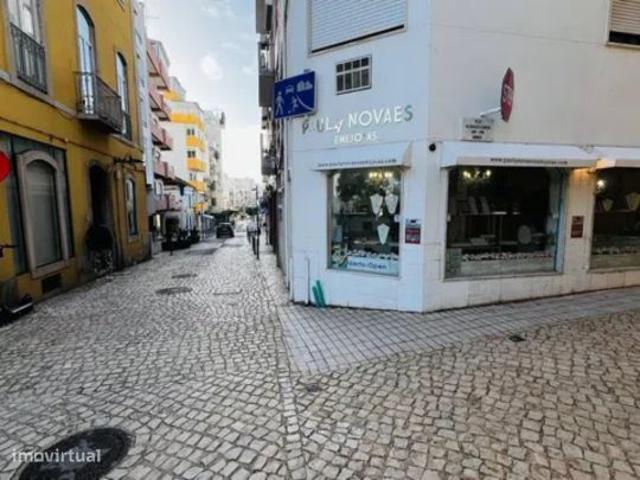 Ponto Comercial alugar em Faro, Bom Retiro