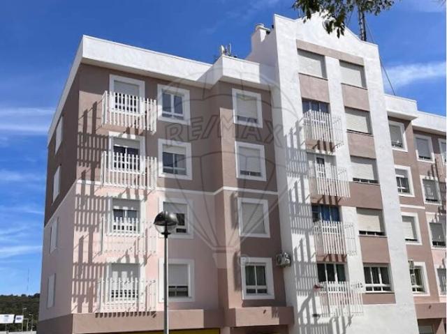 Loja venda em Águas Livres, Amadora