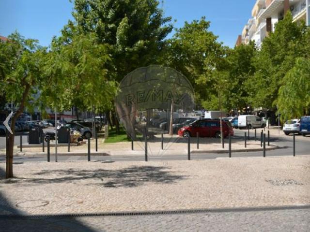 Loja venda em Albufeira e Olhos de Água, Albufeira