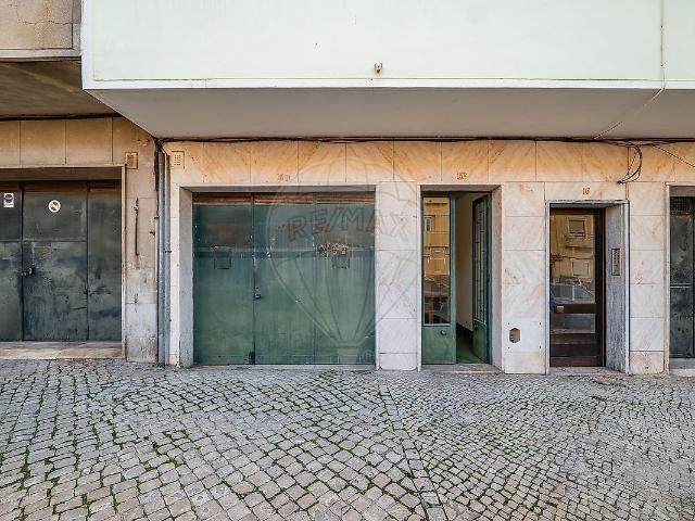 Loja venda em Junqueira, Lisboa