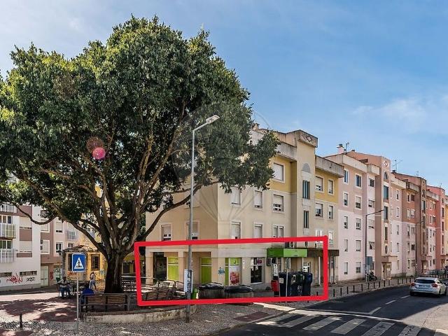 Loja venda em Buraca, Amadora