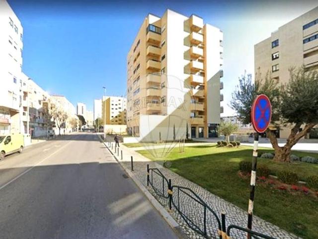 Loja venda em Verderena, Setúbal