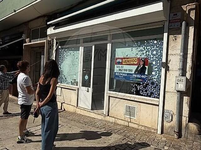 Loja venda em Bairro de Campolide, Lisboa