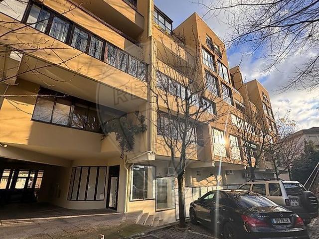 Loja venda em Urgezes, Guimarães
