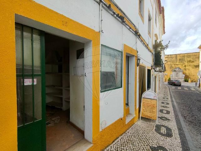 Ponto Comercial venda em Portalegre, Centro Histórico