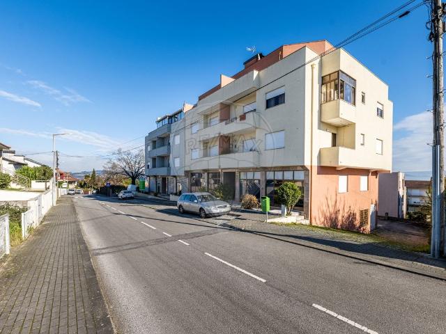 Loja venda em Felgueiras, Porto
