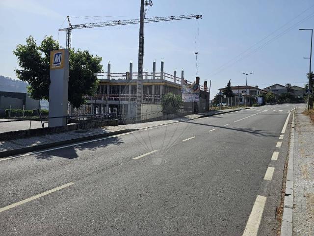 Loja venda em Várzea, Porto