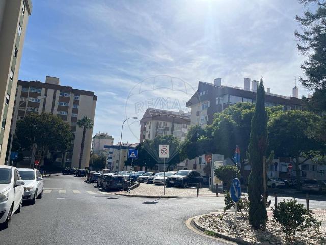 Loja venda em Oeiras, Lisboa