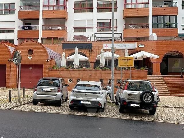 Loja venda em Oeiras e São Julião da Barra, Paço de Arcos e Caxias, Oeiras