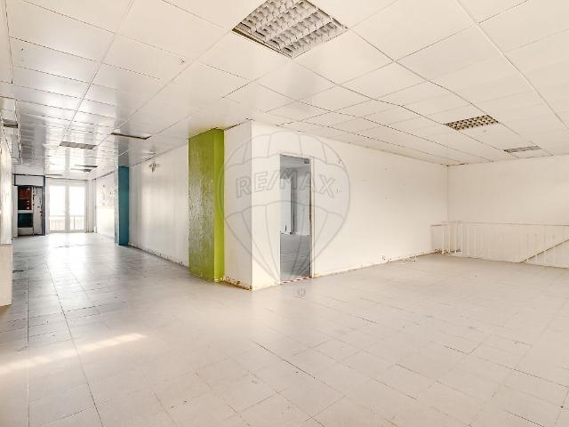 Loja venda em Ramada e Caneças, Odivelas