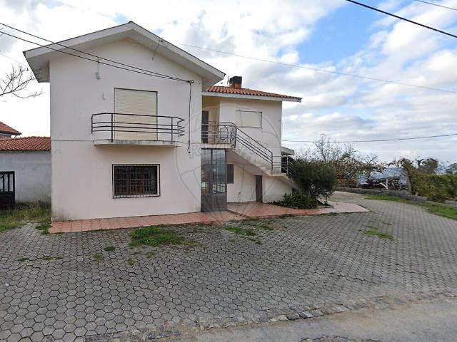 Loja venda em Rossas, Arouca