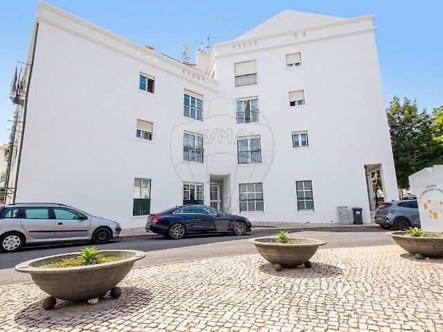 Loja venda em Bairro das Saibreiras, Cascais