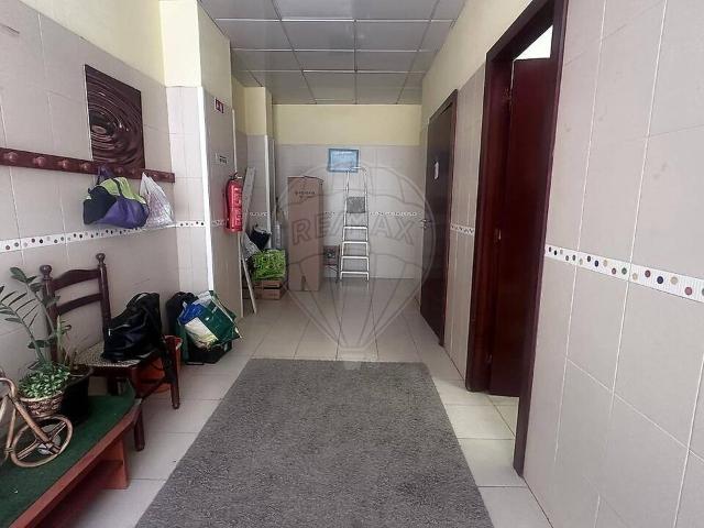 Loja venda em Sacavém e Prior Velho, Loures