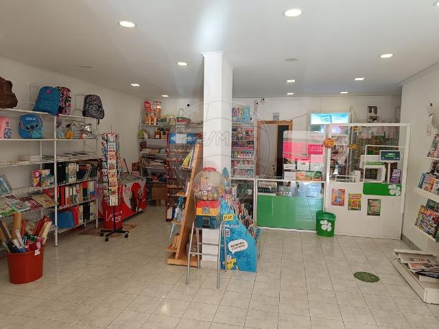 Loja venda em Tapada das Mercês, Sintra