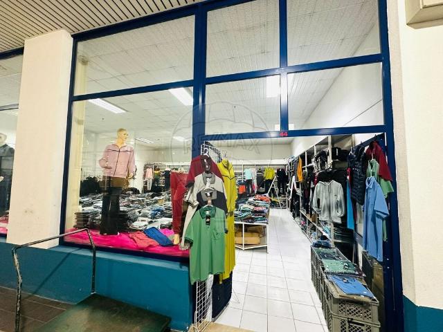Loja venda em Gavião, Braga