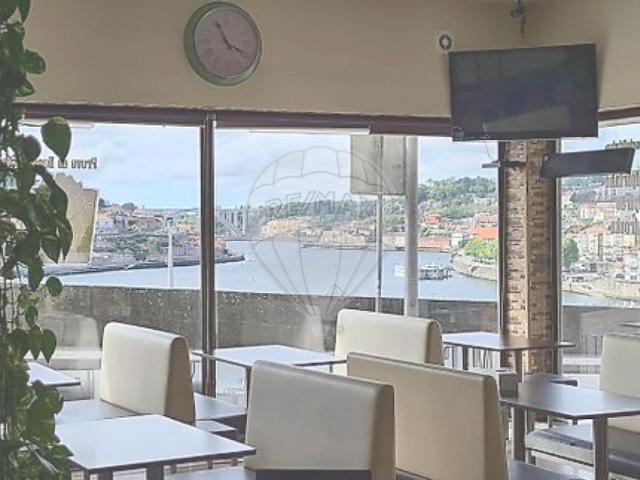 Loja venda em Devesas, Vila Nova De Gaia