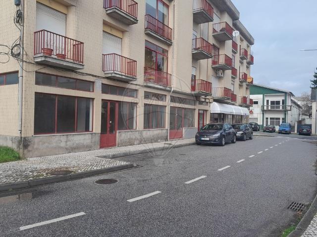 Loja venda em Vila Nova De Paiva, Viseu
