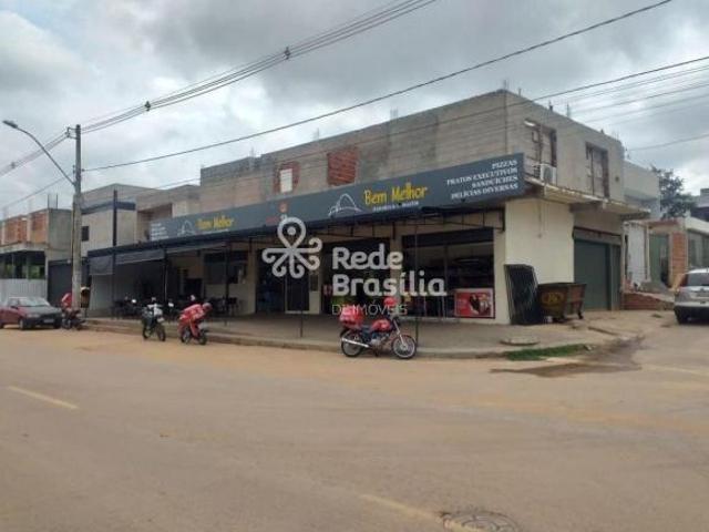 Ponto Comercial venda em QE 52, Guará