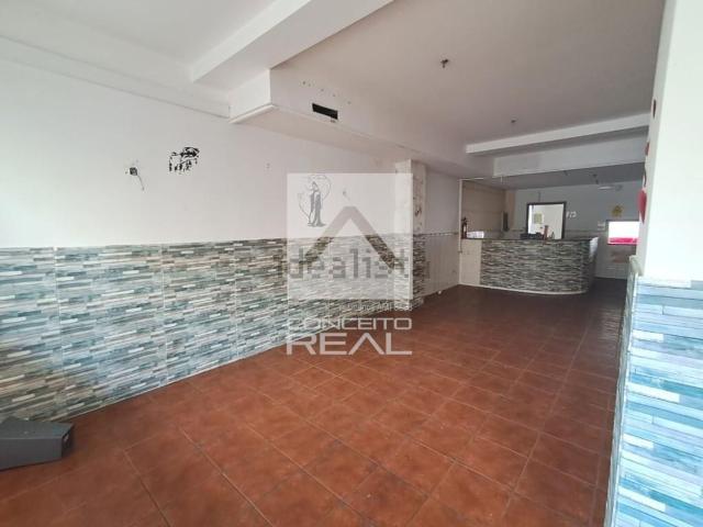 Ponto Comercial alugar em Águas Santas, Alto da Maia