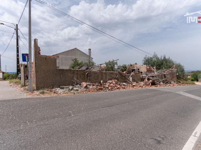 Armazém venda em Ourém, Santarém