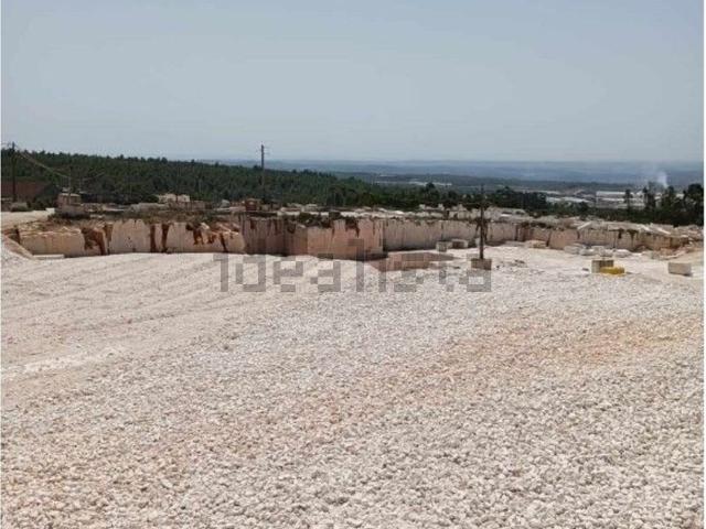 Loja venda em Amiais de Cima, Alcanede
