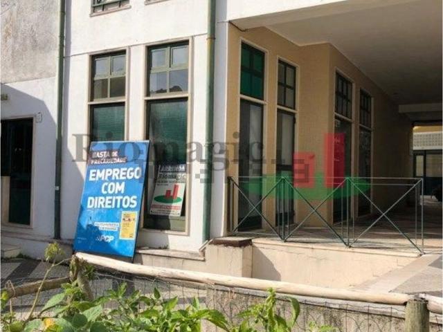Loja venda em Alcanena, Santarém