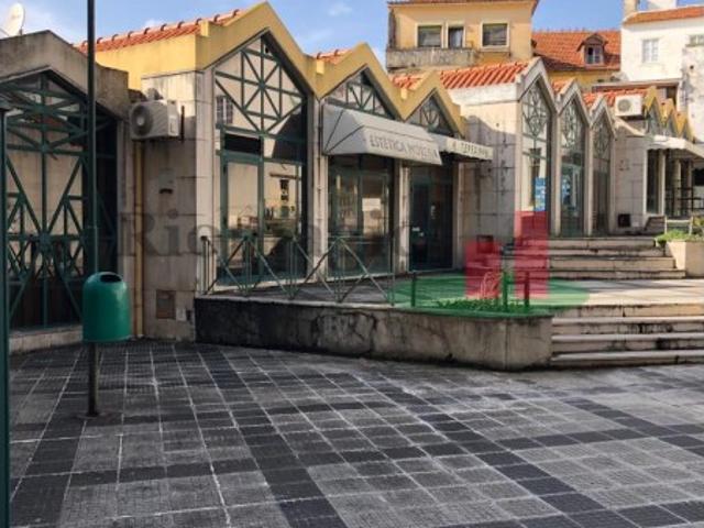 Loja venda em Alcanena, Santarém