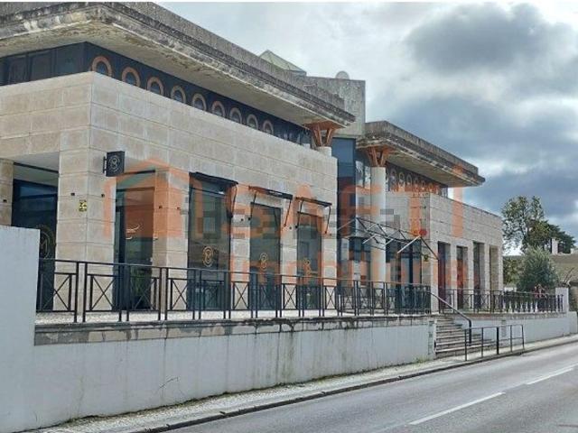 Loja alugar em Alcanena, Santarém