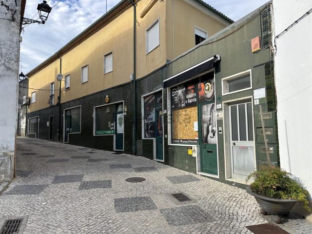 Loja venda em Alcanena, Santarém