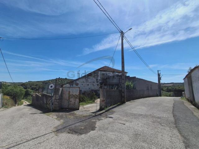 Armazém venda em Alcanena, Santarém